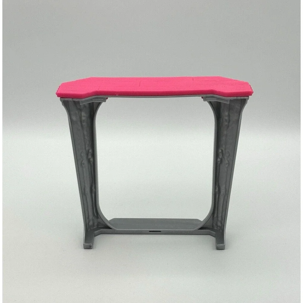 Monster High Deadluxe High School Replacement Doll Furniture High Bar Table Pink